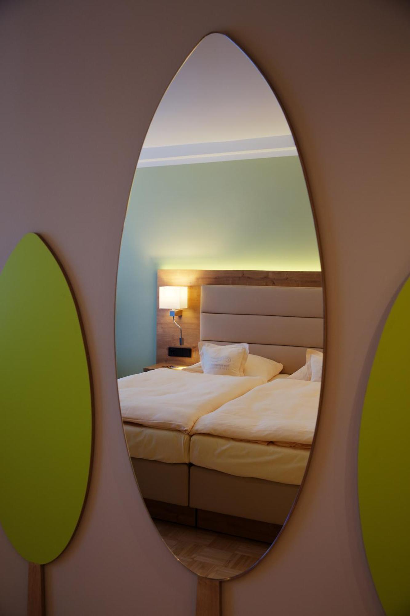 Bio-Seehotel Zeulenroda Экстерьер фото