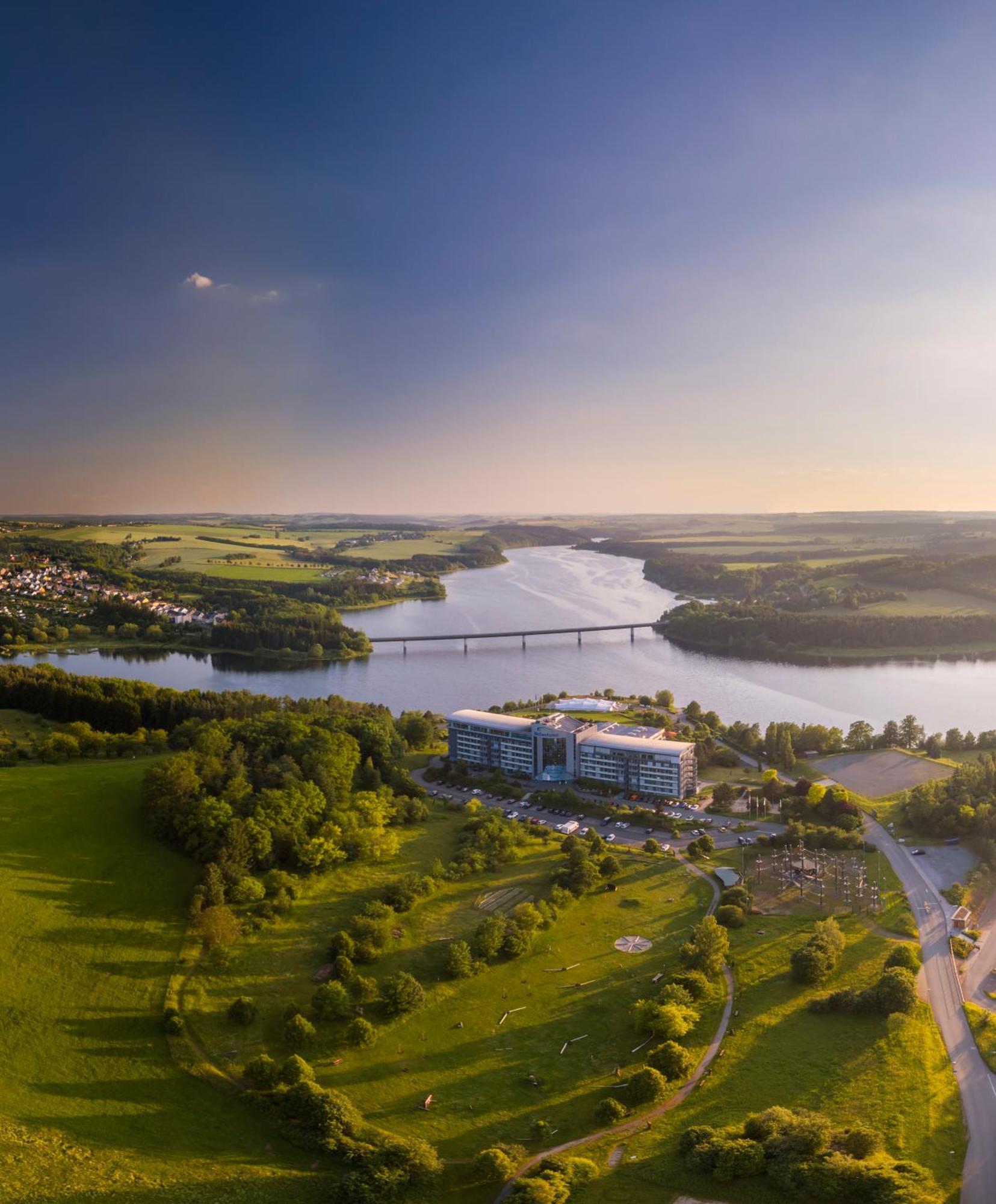 Bio-Seehotel Zeulenroda Экстерьер фото