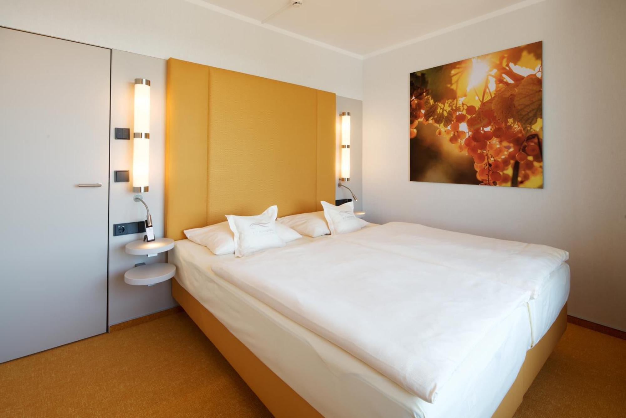 Bio-Seehotel Zeulenroda Экстерьер фото